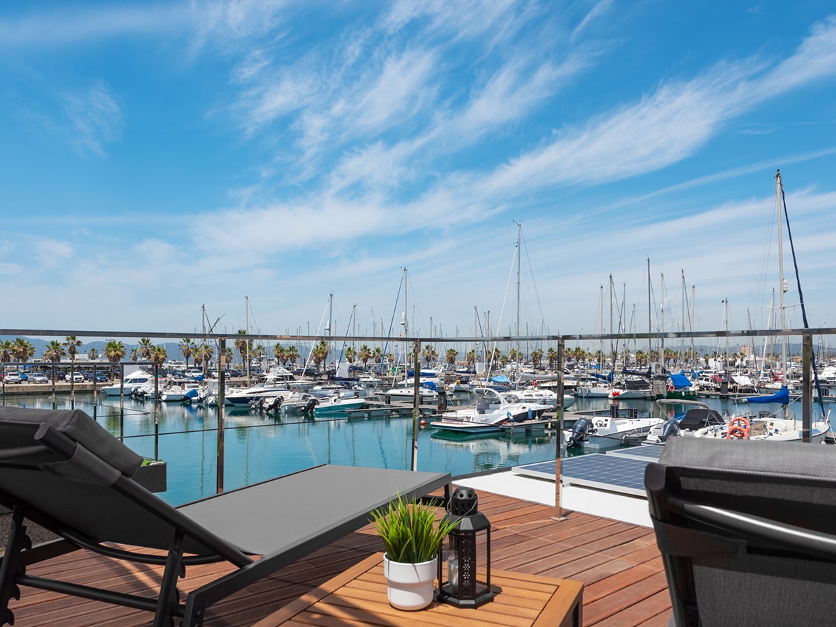 Exteriores-_0002_4_GrandRoyal_BoatHaus-min